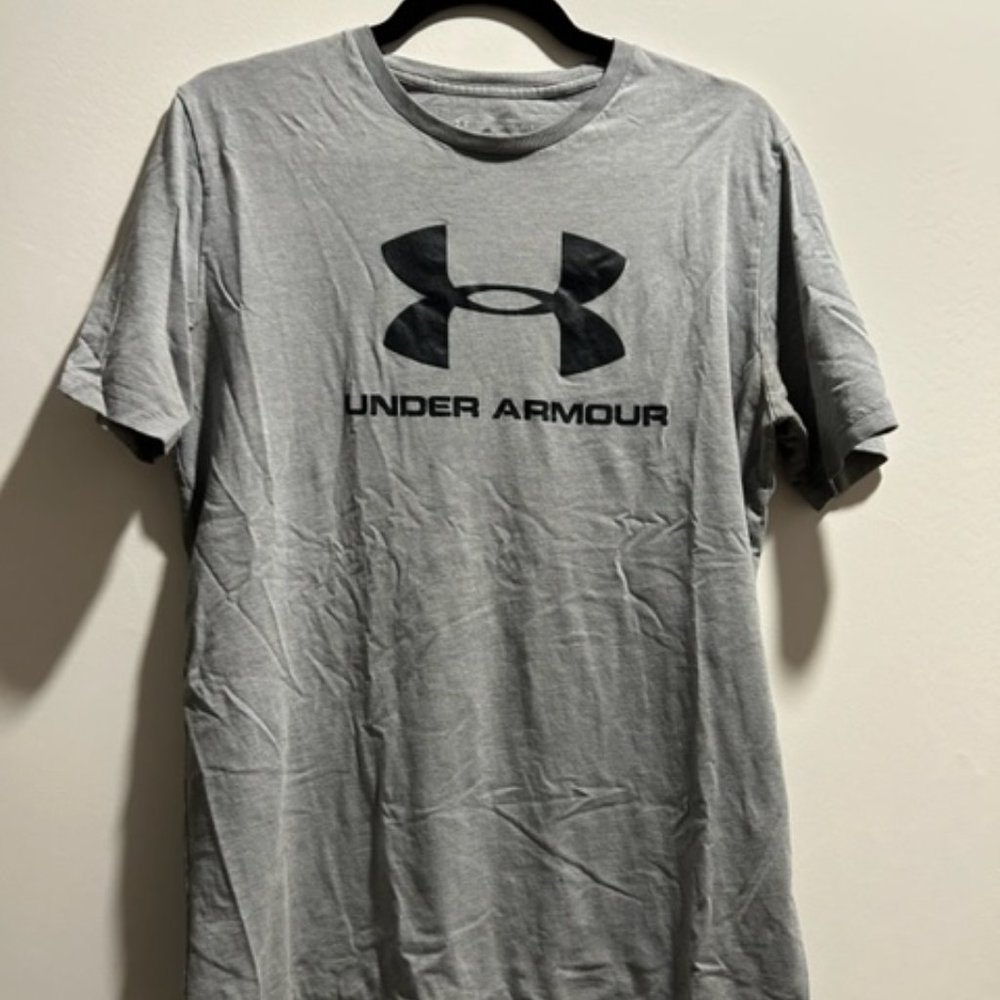 Grey Under Armour T-Shirt